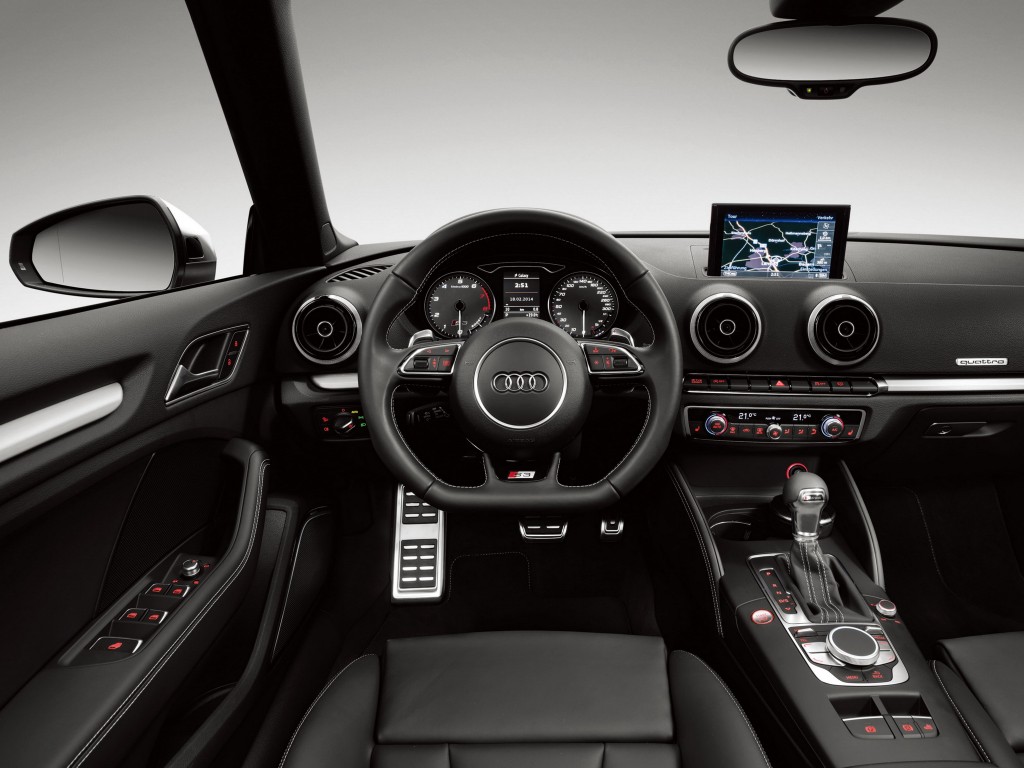 Audi S3 Cabriolet 300hp (Automatic)